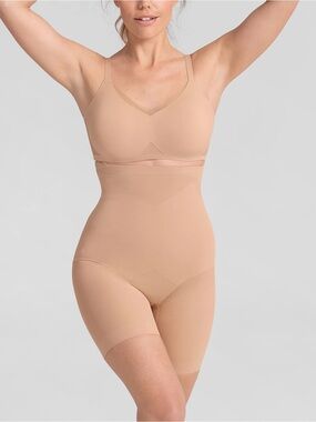 Honeylove SuperPower Short Sand Nude Tan Size Small NWT New
